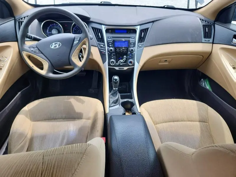 2012 HYUNDAI SONATA GLS  