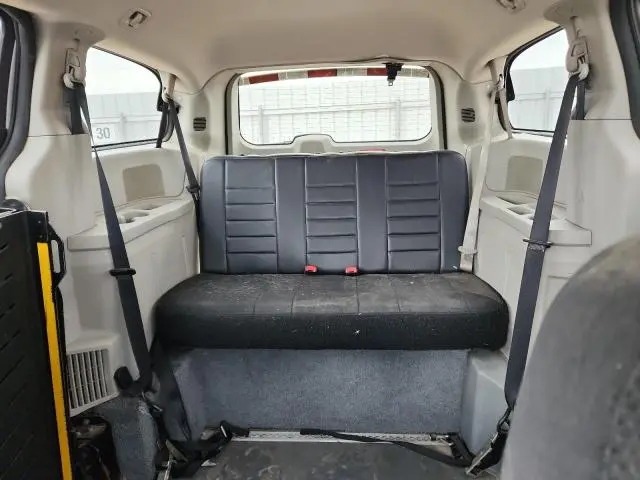 2014 DODGE GRAND CARAVAN SE  