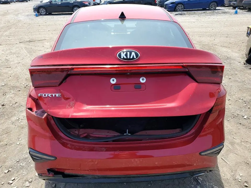 2019 KIA FORTE LXS  