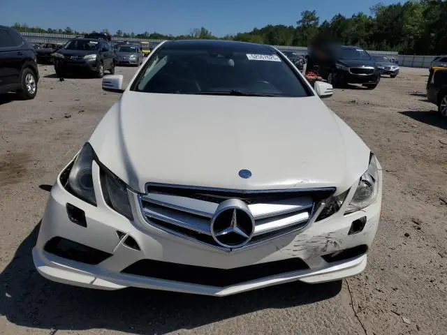 2010 MERCEDES-BENZ E 550  