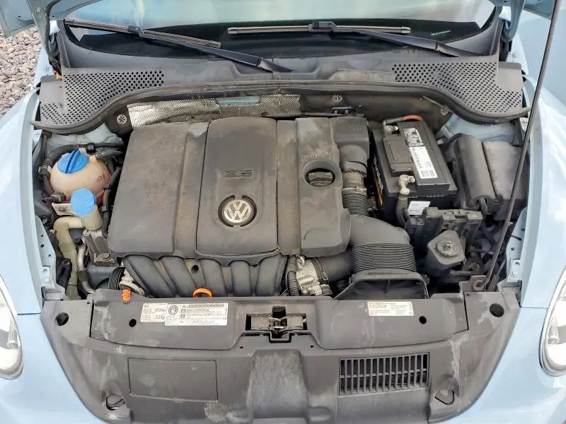 2012 VOLKSWAGEN BEETLE   