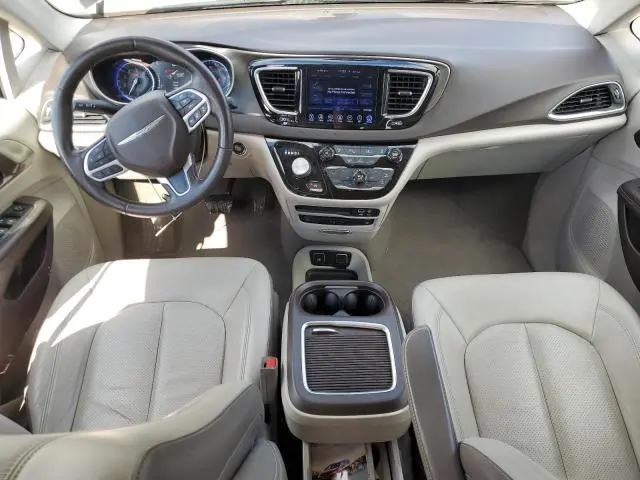 2017 CHRYSLER PACIFICA TOURING L PLUS  