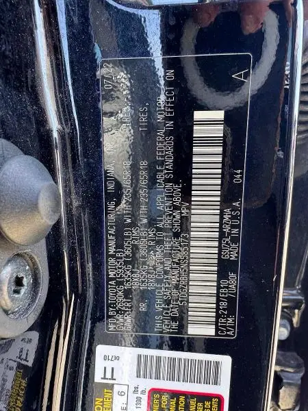2022 TOYOTA HIGHLANDER XLE  