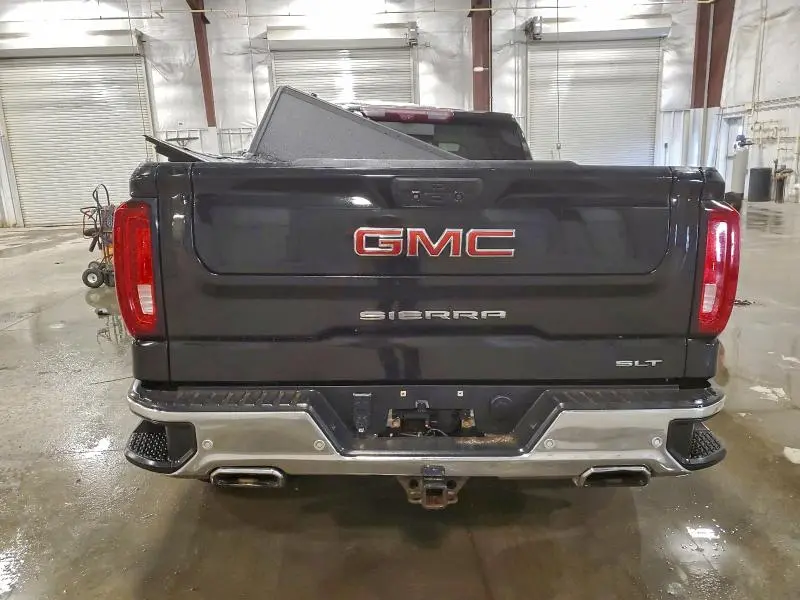 2021 GMC SIERRA K1500 SLT  