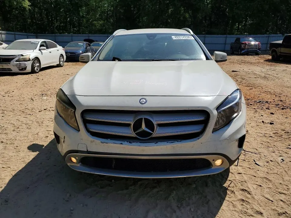 2015 MERCEDES-BENZ GLA 250  
