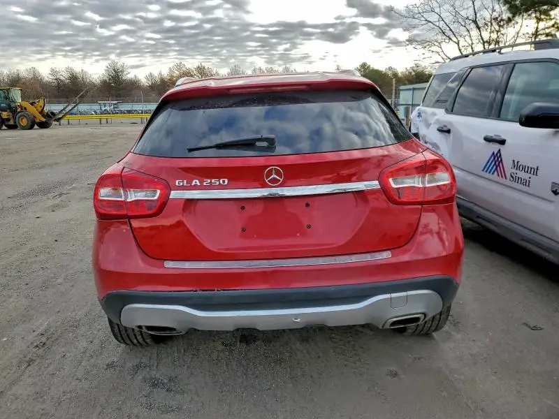 2018 MERCEDES-BENZ GLA 250  