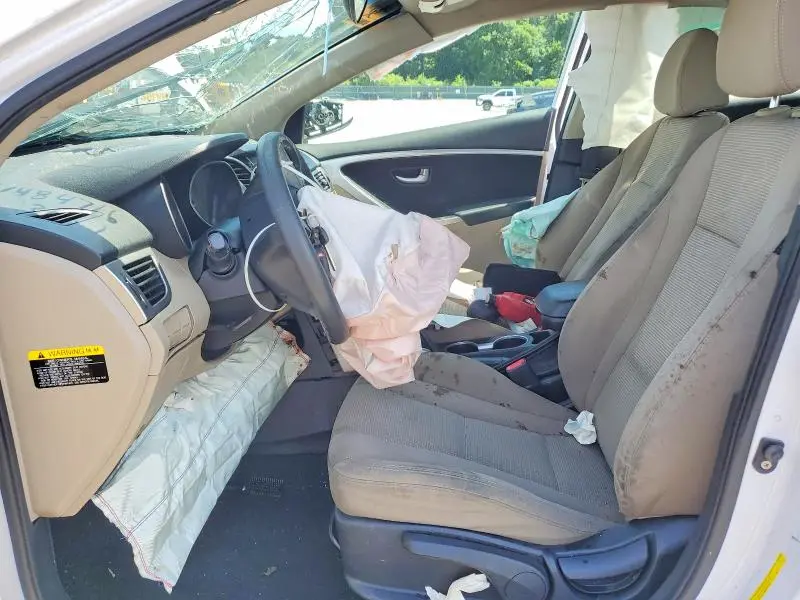 2015 HYUNDAI ELANTRA GT BASE  