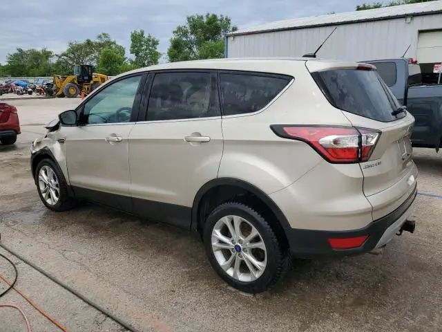2017 FORD ESCAPE SE  