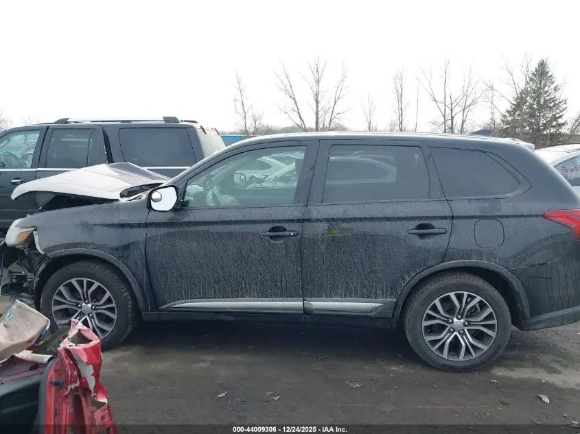 2018 MITSUBISHI OUTLANDER SE
