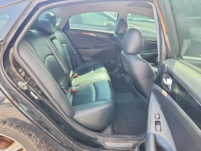 2011 HYUNDAI SONATA LIMITED  