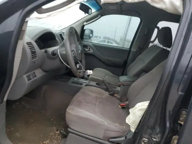 2010 NISSAN FRONTIER CREW CAB SE  