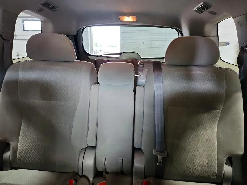 2010 TOYOTA HIGHLANDER BASE  