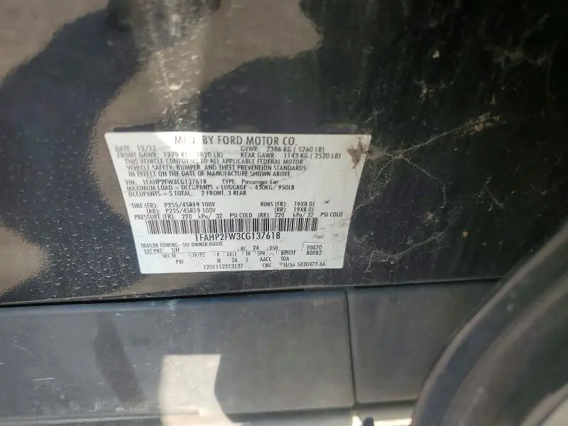 2012 FORD TAURUS LIMITED  