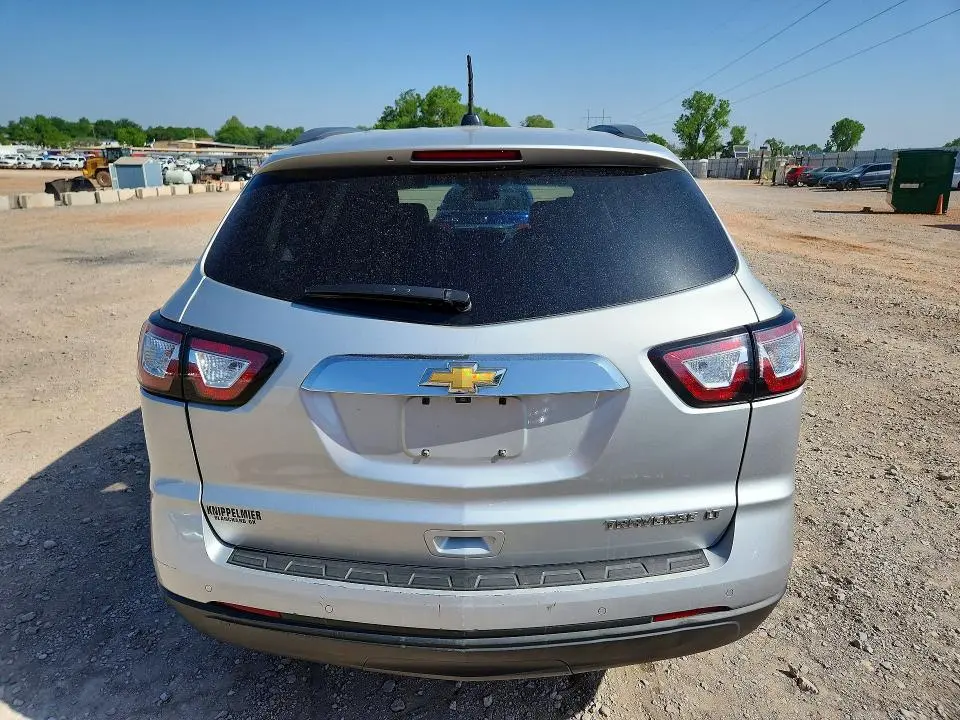 2016 CHEVROLET TRAVERSE LT  