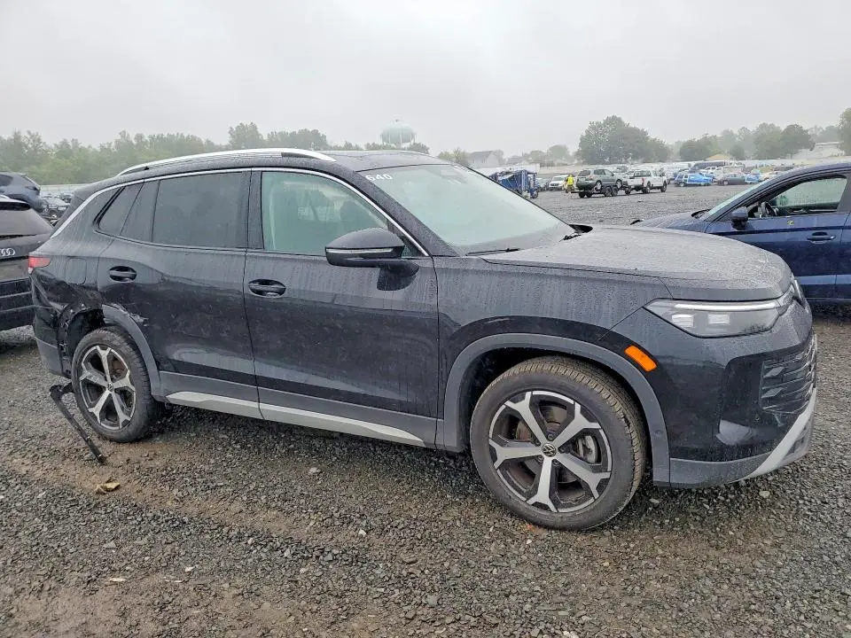 2026 VOLKSWAGEN TIGUAN SE  