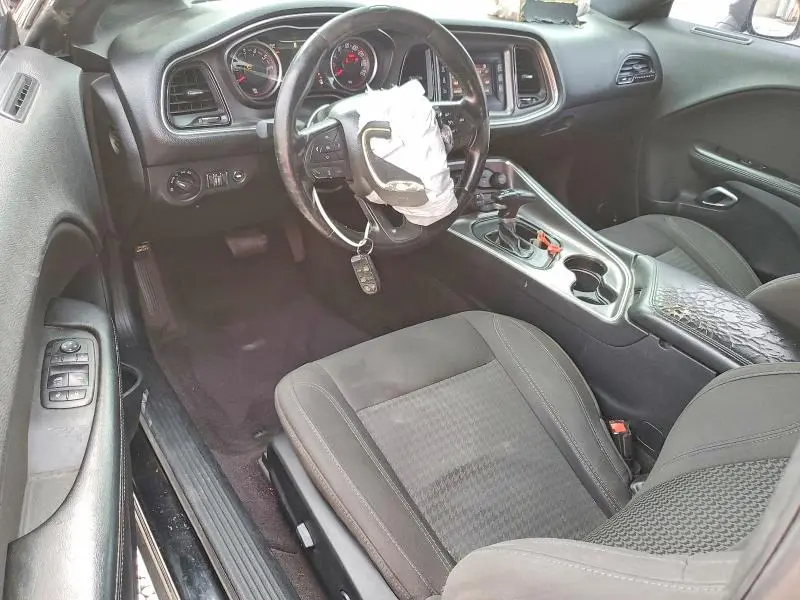 2017 DODGE CHALLENGER SXT  