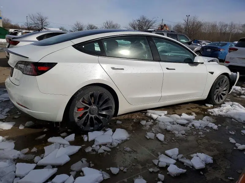 2022 TESLA MODEL 3   