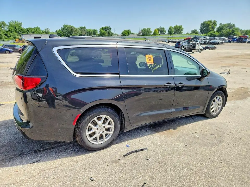 2021 CHRYSLER VOYAGER LXI  