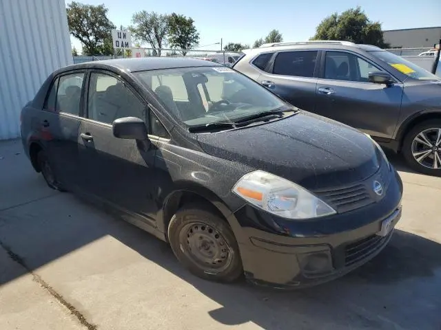 2011 NISSAN VERSA S  