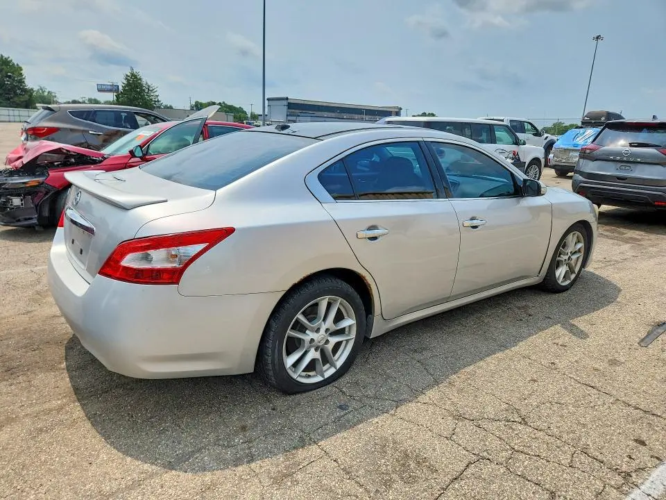 2011 NISSAN MAXIMA 3.5 S  