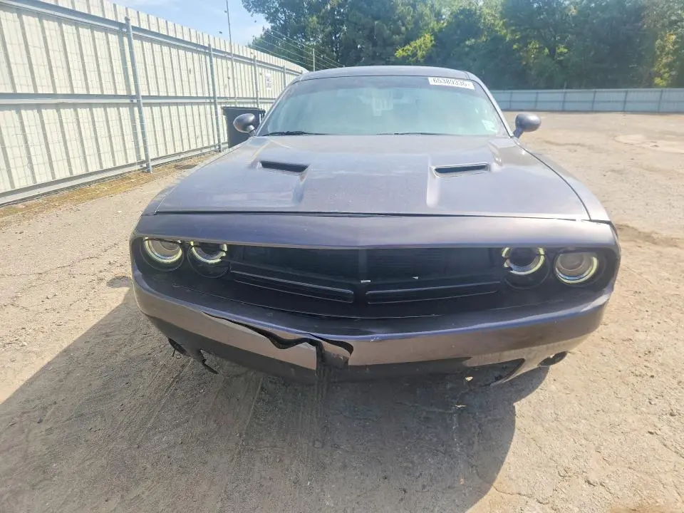 2022 DODGE CHALLENGER SXT  