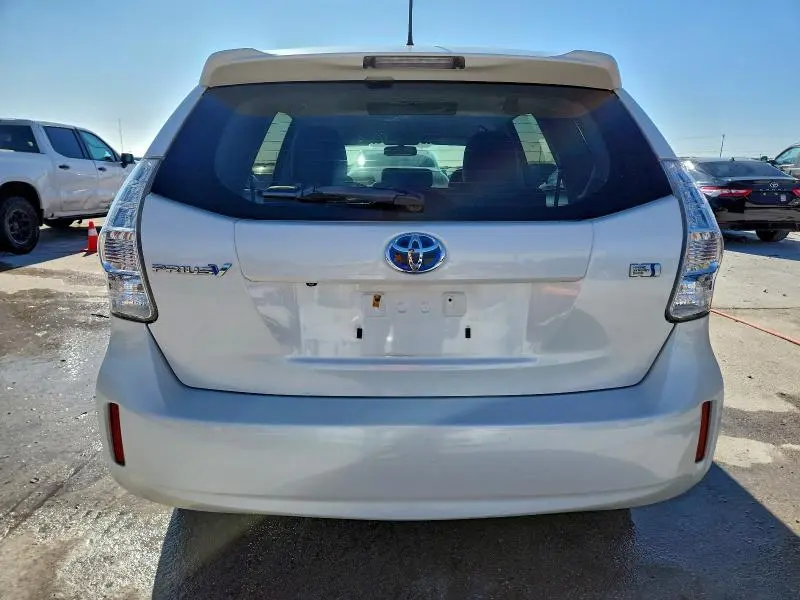 2013 TOYOTA PRIUS V   