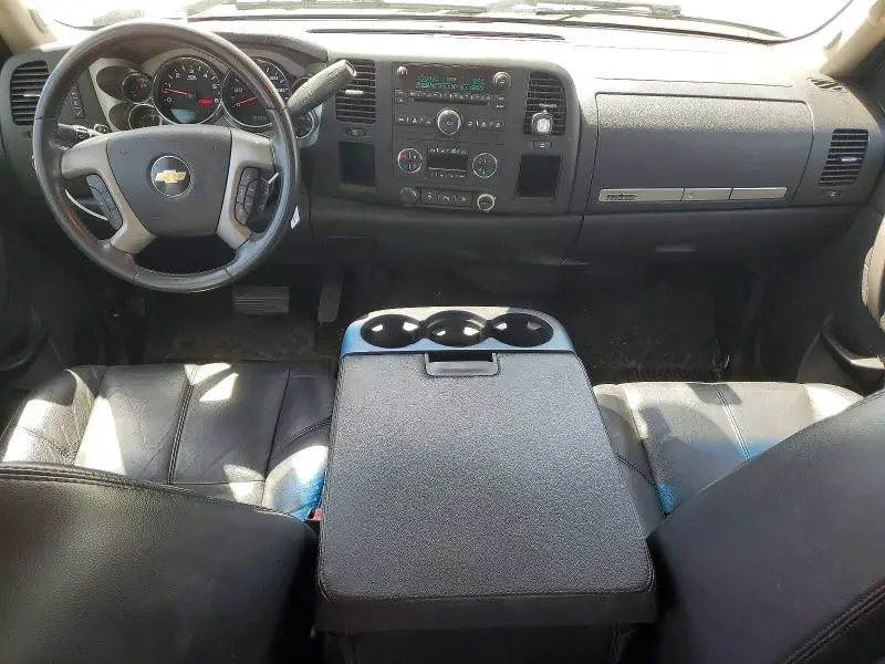 2011 CHEVROLET SILVERADO C1500 LT  