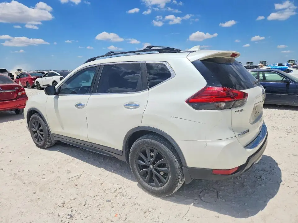 2017 NISSAN ROGUE SV  