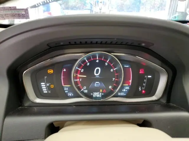 2016 VOLVO XC60 T6 PLATINUM  