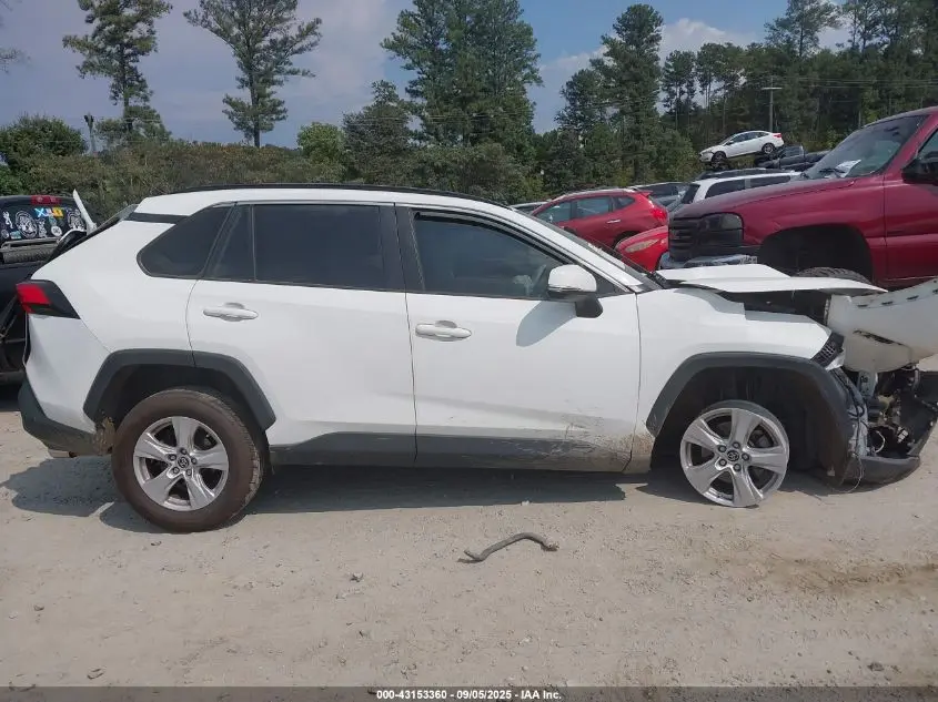 2019 TOYOTA RAV4 XLE