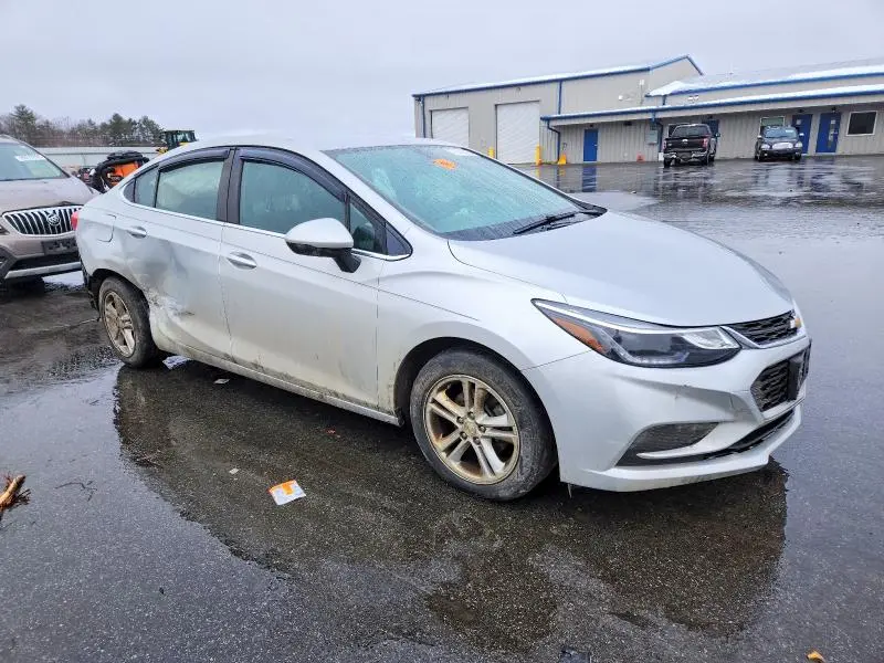 2016 CHEVROLET CRUZE LT  