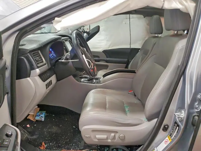 2014 TOYOTA HIGHLANDER XLE  