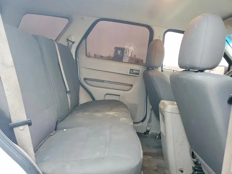 2012 FORD ESCAPE XLS  