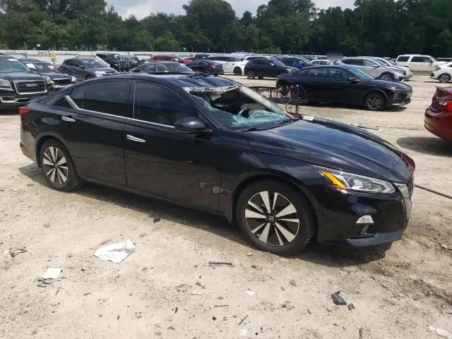 2019 NISSAN ALTIMA SV  