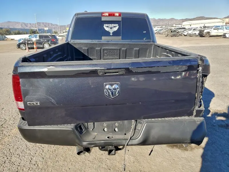 2019 RAM 1500 CLASSIC SLT  