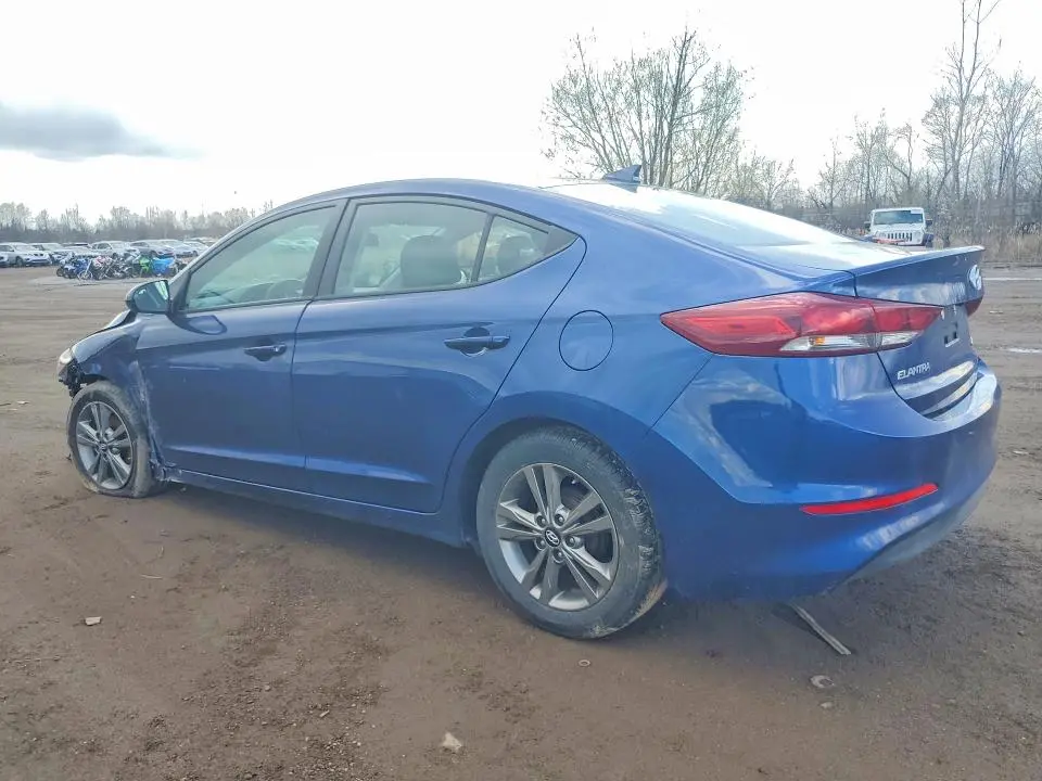 2017 HYUNDAI ELANTRA SE  
