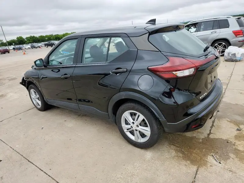 2022 NISSAN KICKS S  