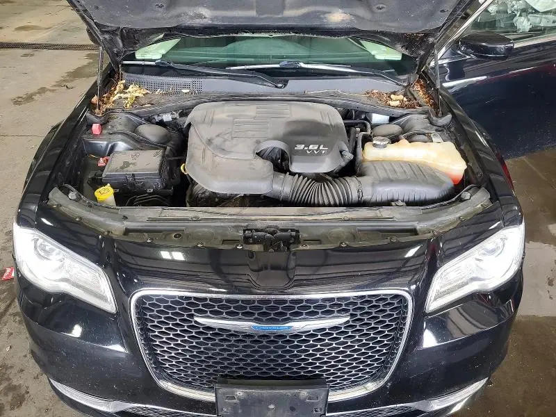 2018 CHRYSLER 300 TOURING  