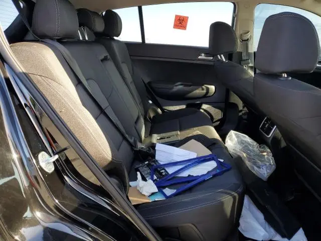 2022 KIA SPORTAGE LX  