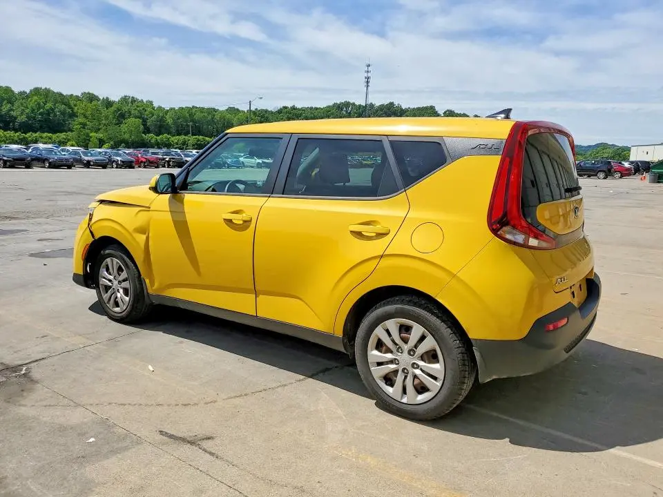2020 KIA SOUL LX  