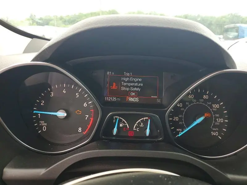 2017 FORD ESCAPE SE  