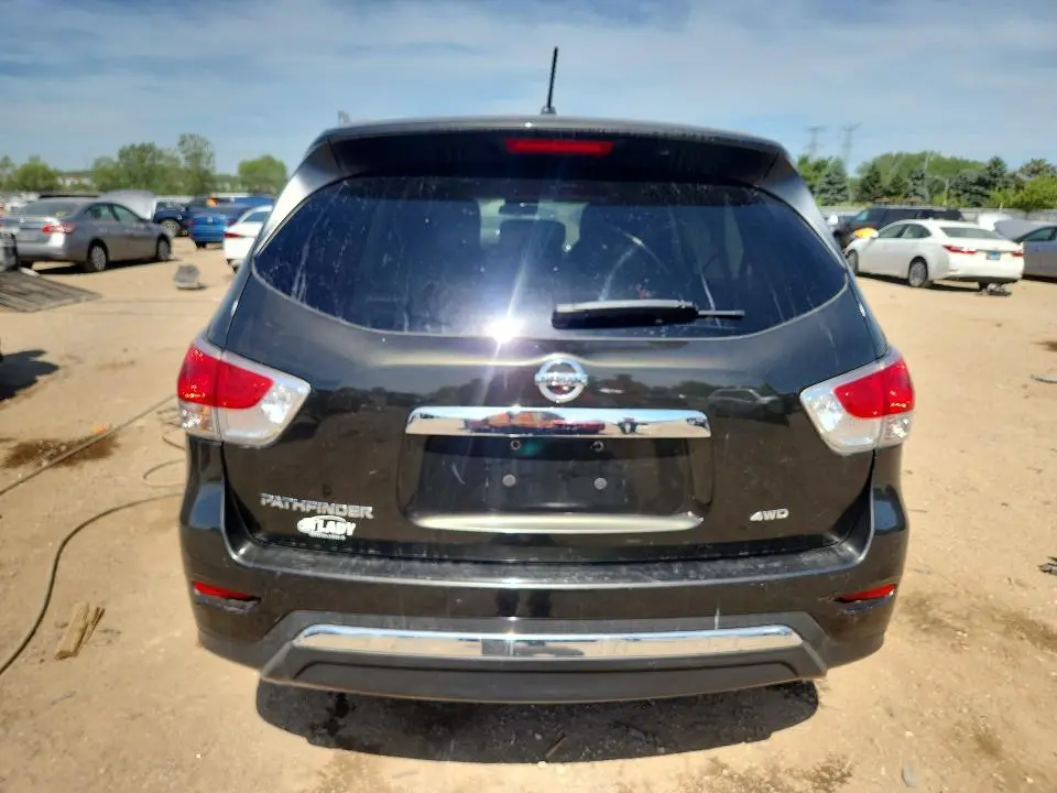 2015 NISSAN PATHFINDER S  