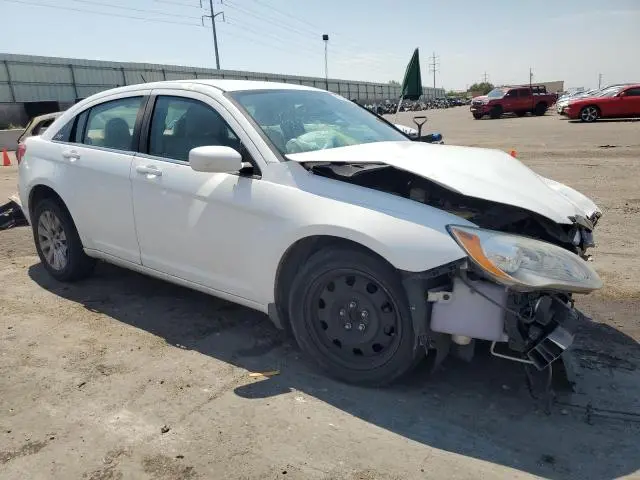 2013 CHRYSLER 200 LX  