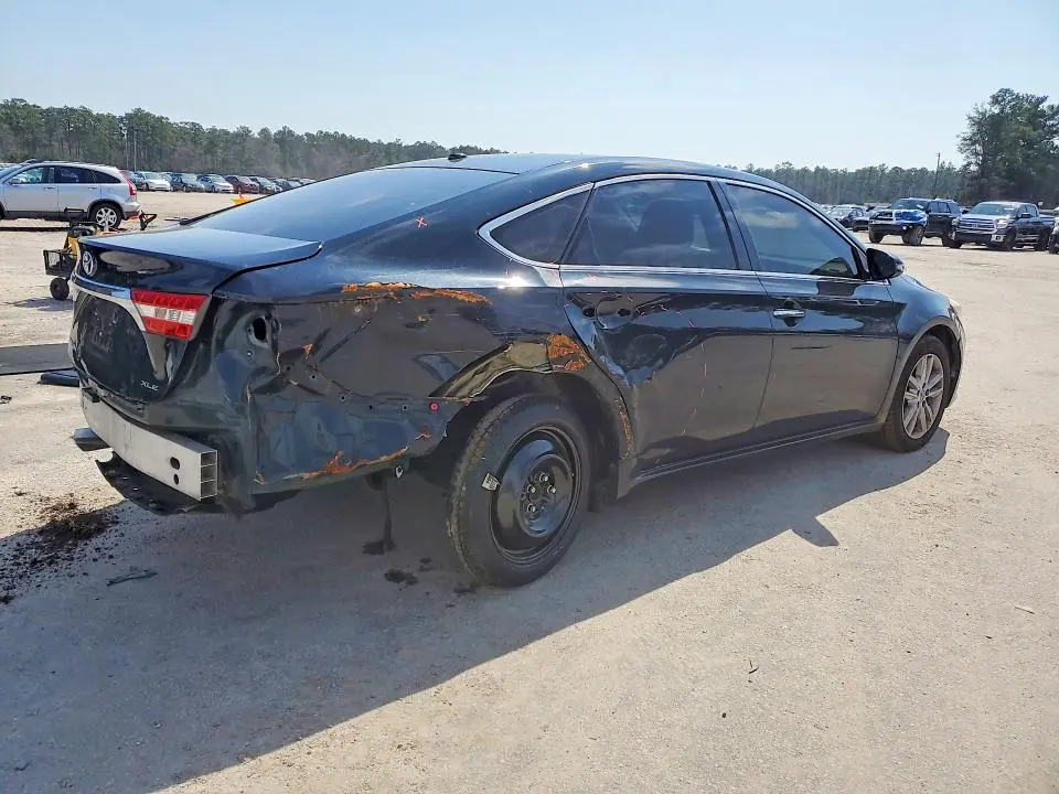2015 TOYOTA AVALON XLE  