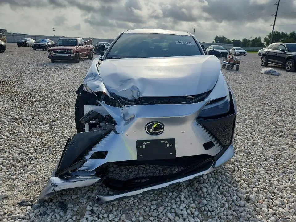 2024 LEXUS ES 300H   