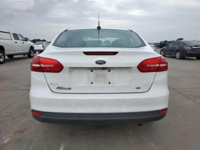2018 FORD FOCUS SE  