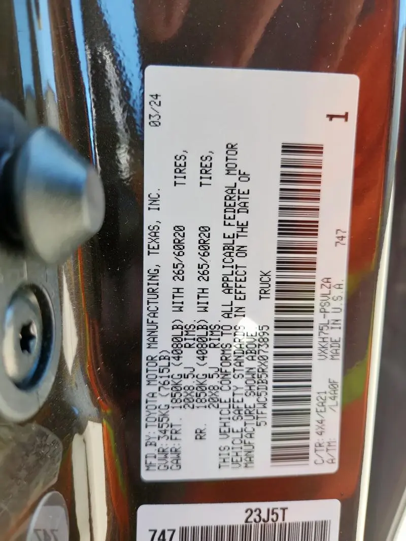 2024 TOYOTA TUNDRA CREWMAX LIMITED  