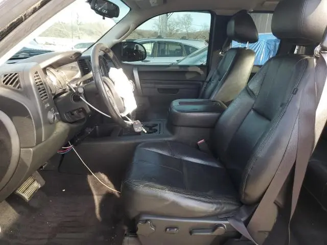 2011 CHEVROLET SILVERADO K1500 LT  