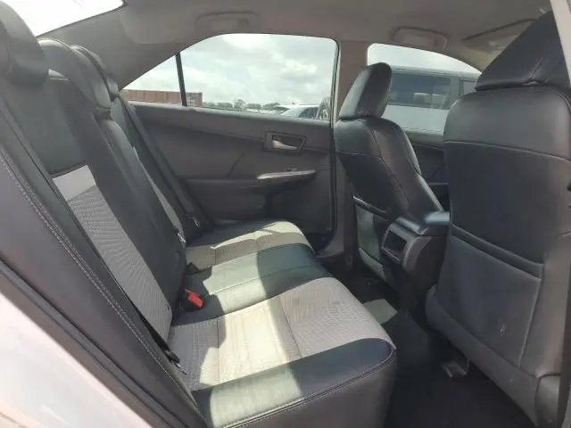 2014 TOYOTA CAMRY SE  