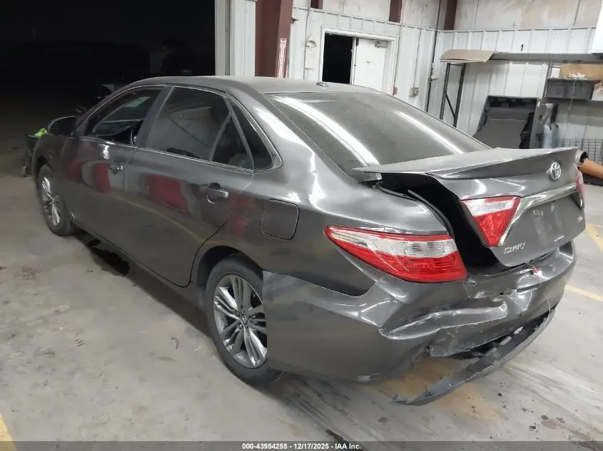 2017 TOYOTA CAMRY SE